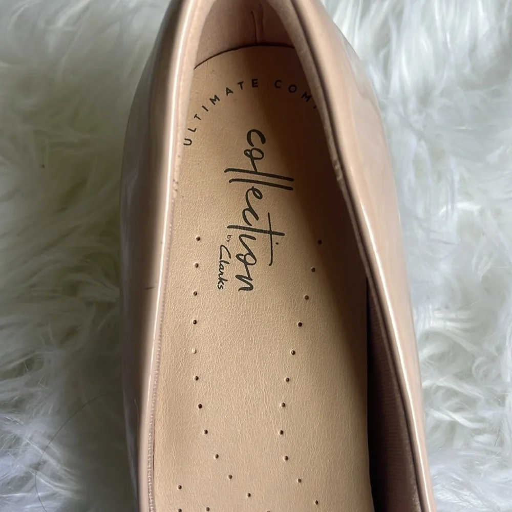 NWOT Clarks Nude Heels - Picture 6 of 7